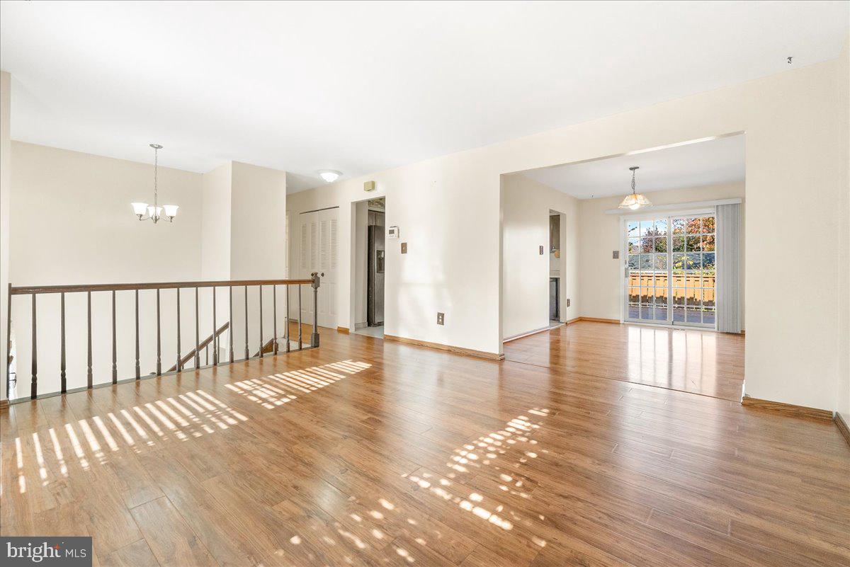 HILLCREST ORCHARDS - Residential