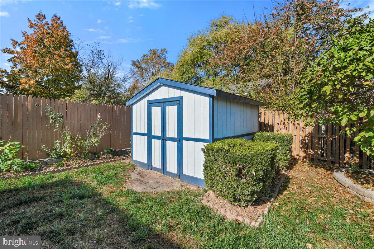 HILLCREST ORCHARDS - Residential