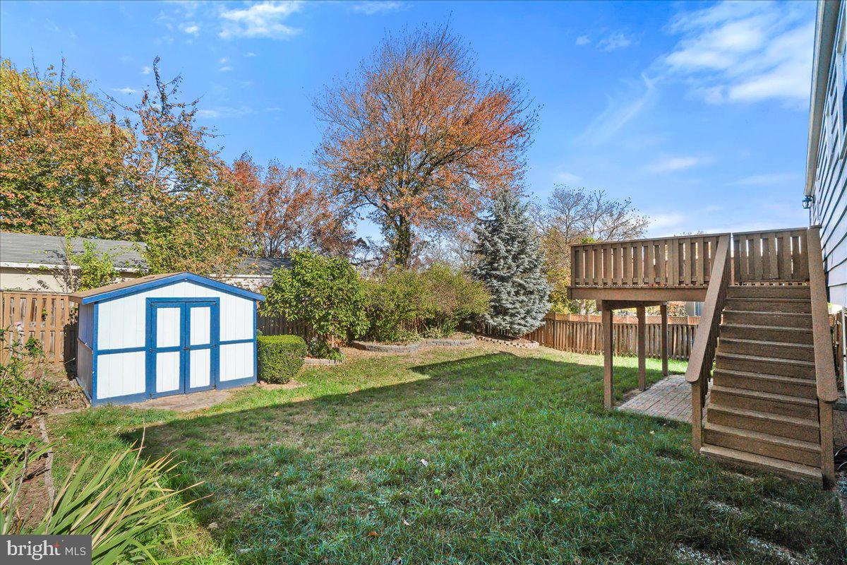 HILLCREST ORCHARDS - Residential