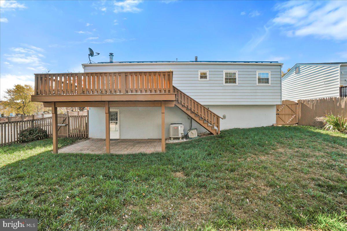 HILLCREST ORCHARDS - Residential