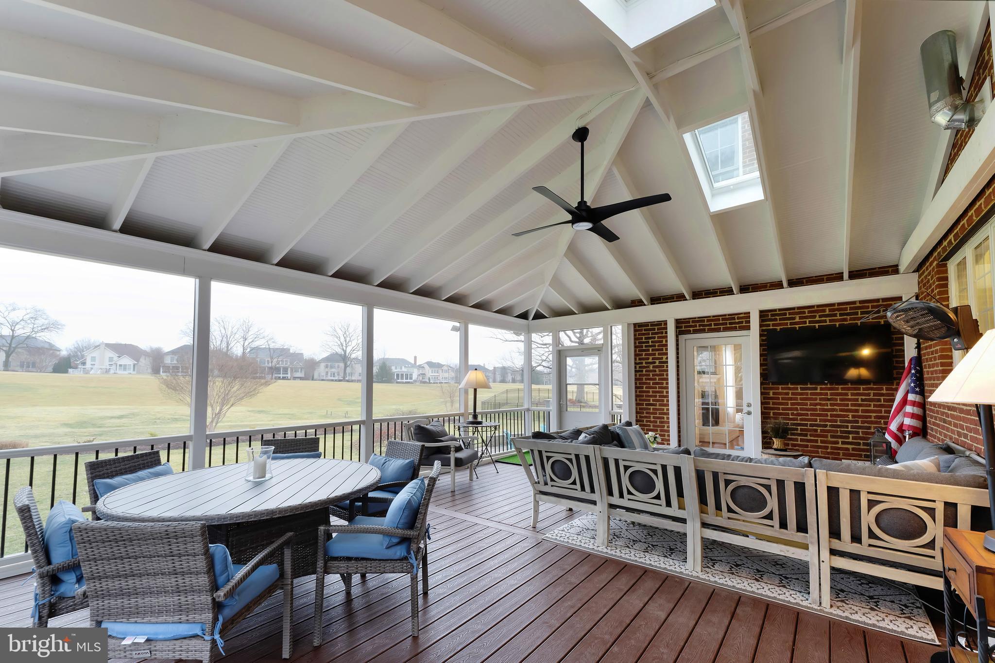 BELMONT COUNTRY CLUB - Residential