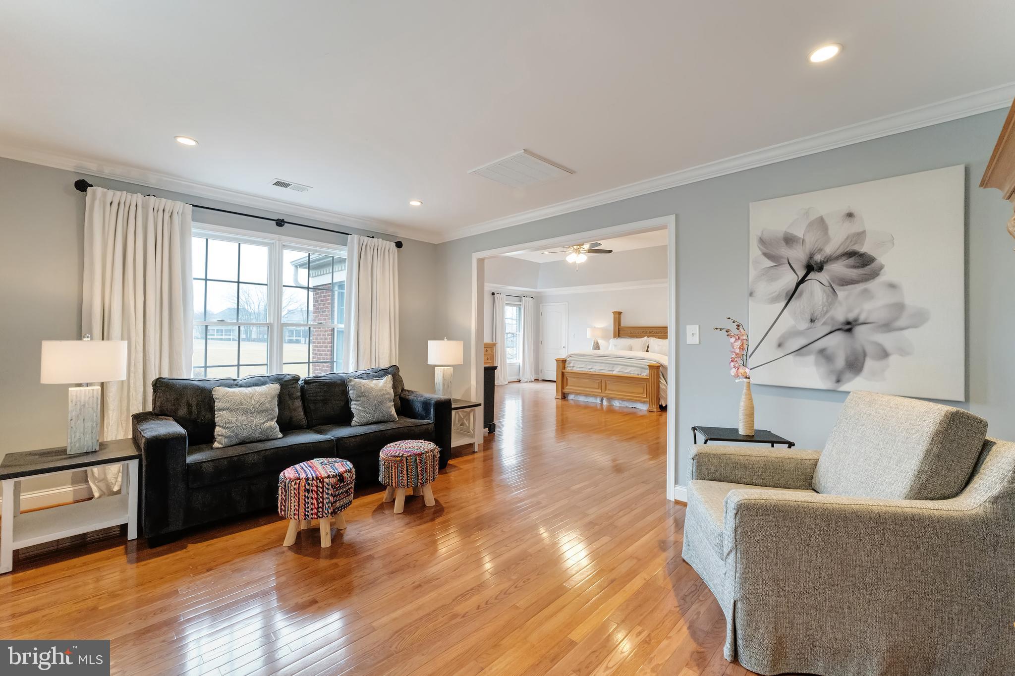 BELMONT COUNTRY CLUB - Residential