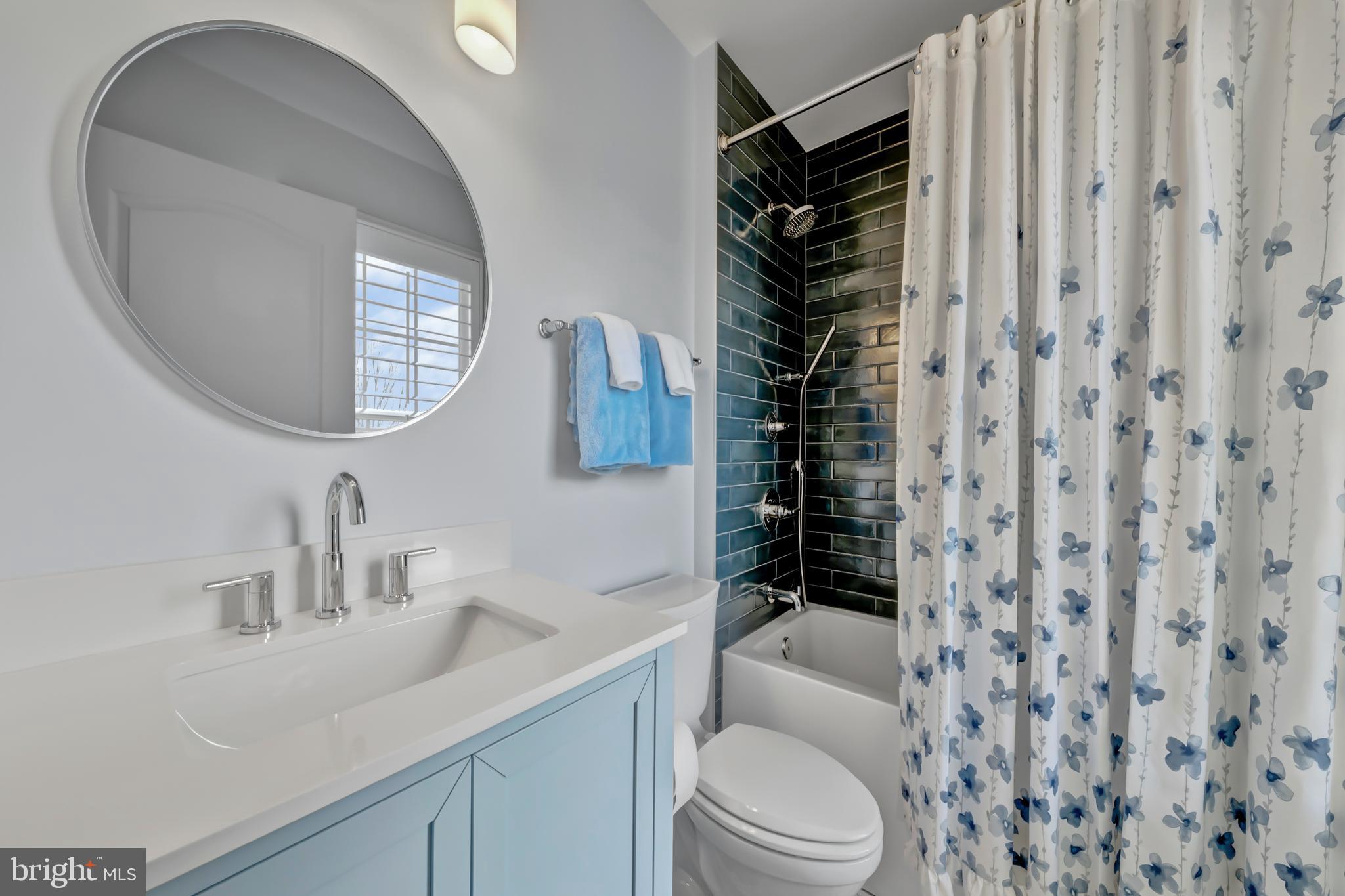 BELMONT COUNTRY CLUB - Residential