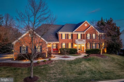 Photo of 19770 Willowdale Place, ASHBURN, VA 20147 (MLS # VALO2114586)