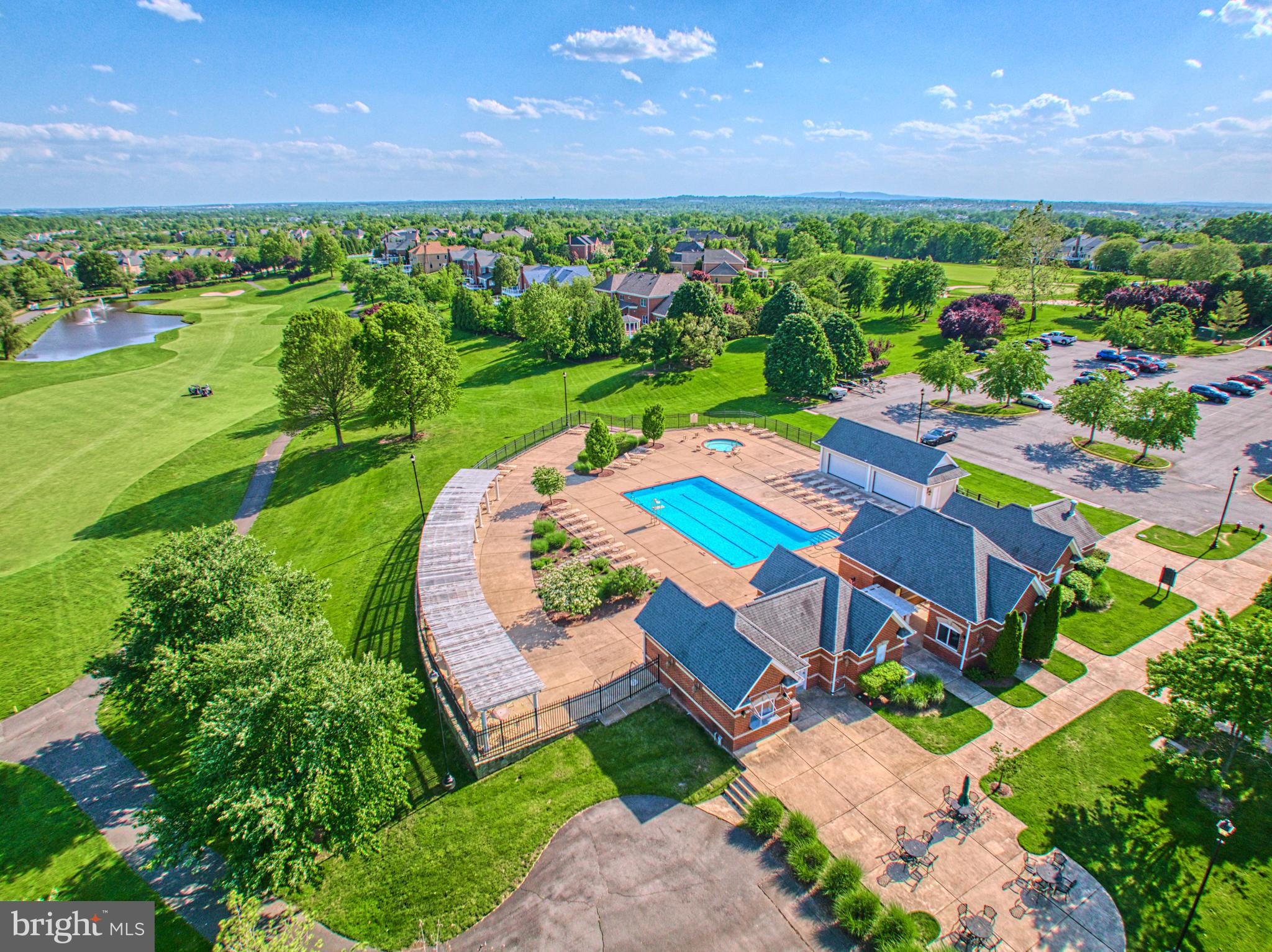 BELMONT COUNTRY CLUB - Residential