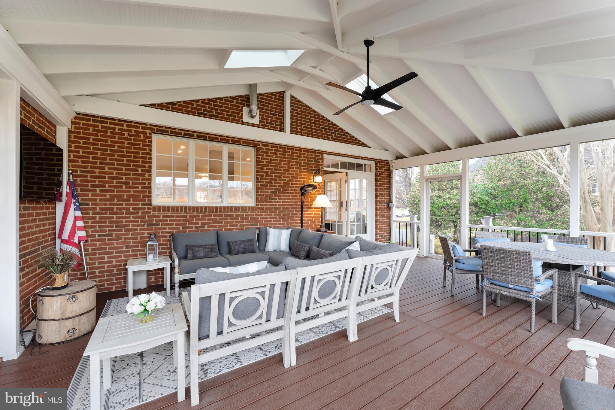 BELMONT COUNTRY CLUB - Residential