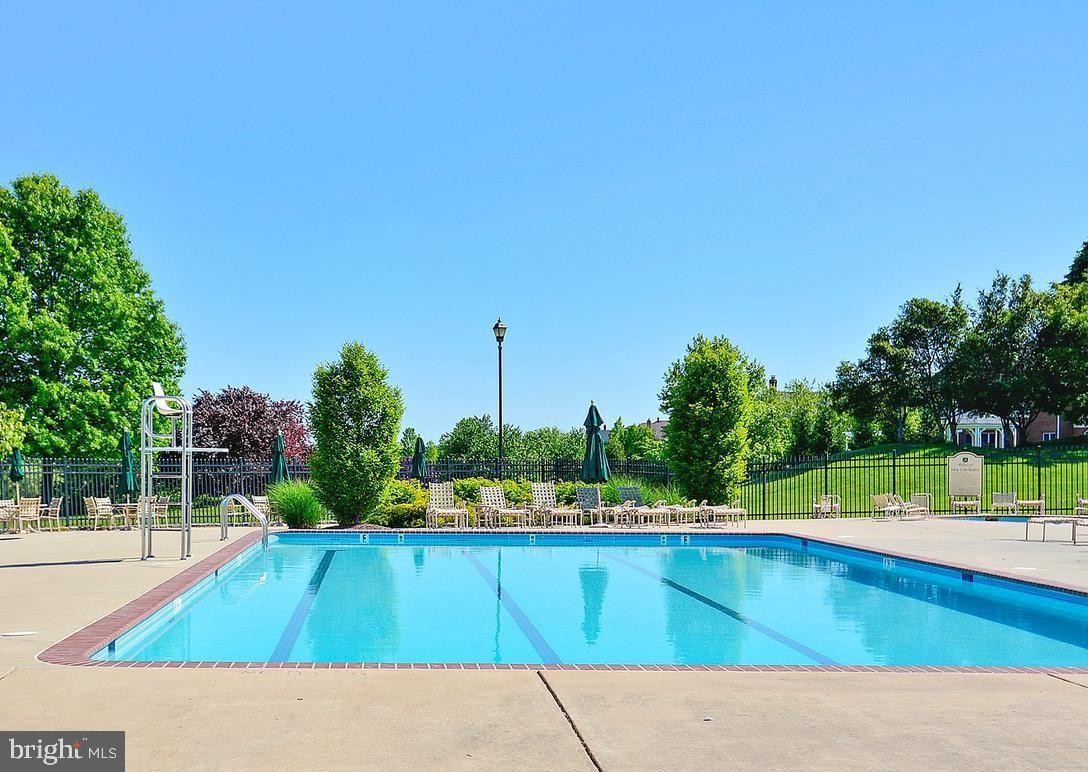 BELMONT COUNTRY CLUB - Residential