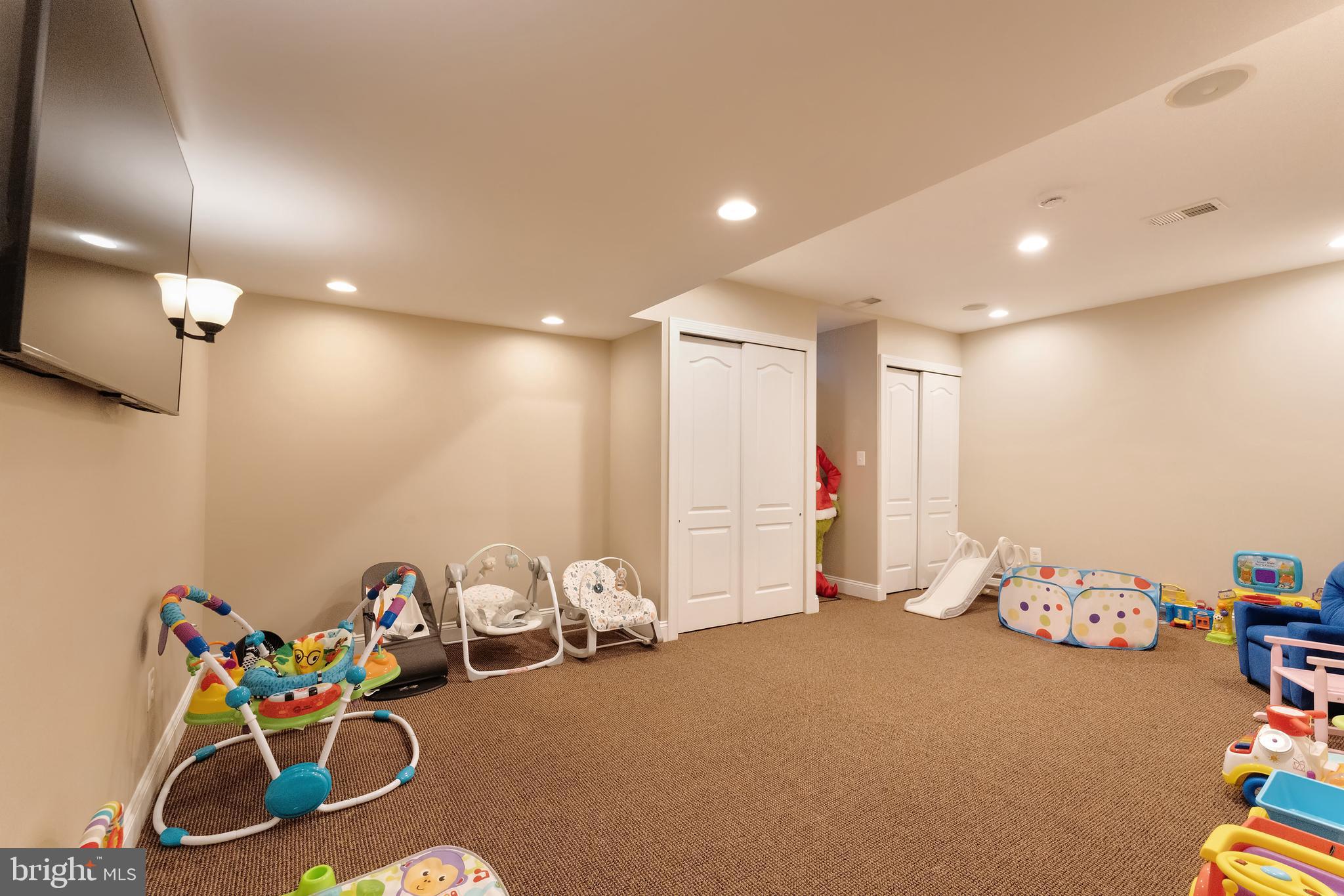 BELMONT COUNTRY CLUB - Residential