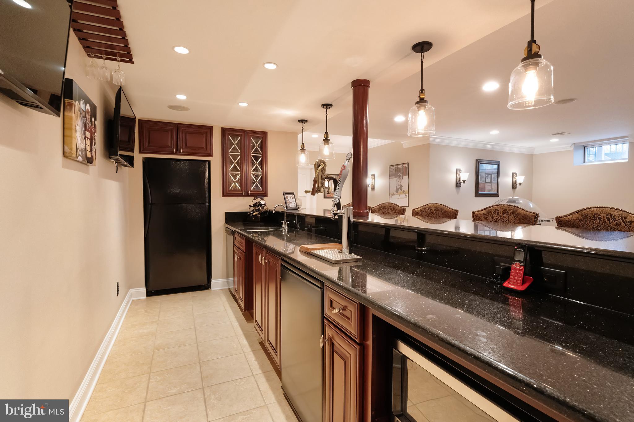 BELMONT COUNTRY CLUB - Residential