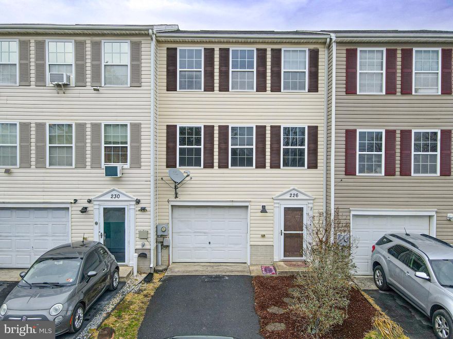 Step inside and discover this spacious and thoughtfully designed 3-bed, 2.5-bath townhouse offering multiple levels of comfortable living and exceptional outdoor space.  The upper level consists of 3 bedrooms including a spacious primary with a private en-suite bath as well as a guest bathroom.
The main level features a bright, semi-open floor plan with a large living room, perfectly situated off of the kitchen. Not only does the kitchen offer ample storage it is also equipped with a large breakfast bar that flows easily into the dining room. The dining room provides direct access to a large deck, enhancing everyday living and making entertaining a breeze. If that isn't enough to want to call this place home the finished lower level expands your living options with a versatile recreation room and convenient access to the lower deck and large, fully fenced backyard. A storage shed adds extra functionality for outdoor equipment and organization. If function, affordability, and space is what you're looking for, look no further.