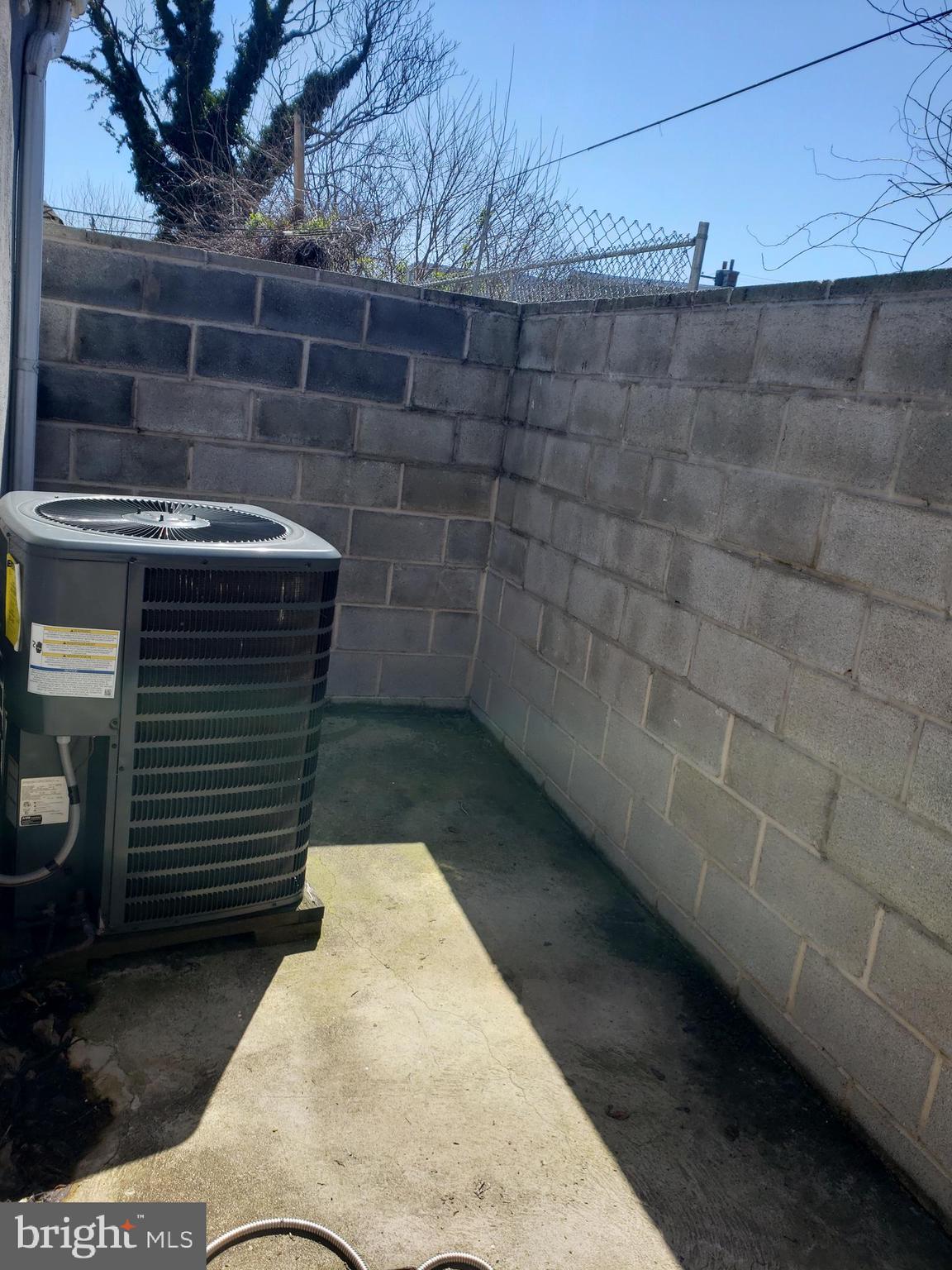 PORT RICHMOND - Residential