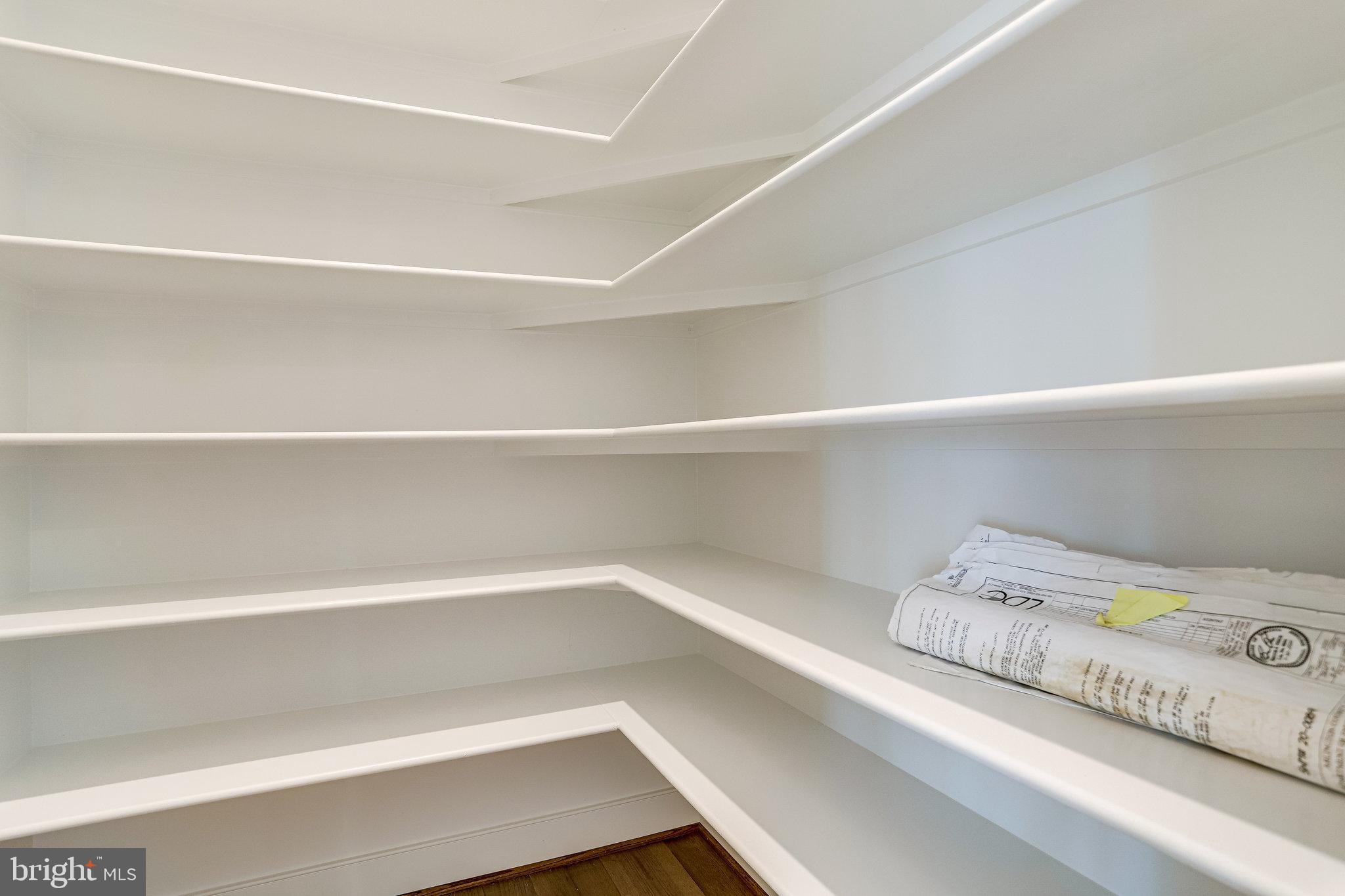 WEST VIENNA WOODS - Residential