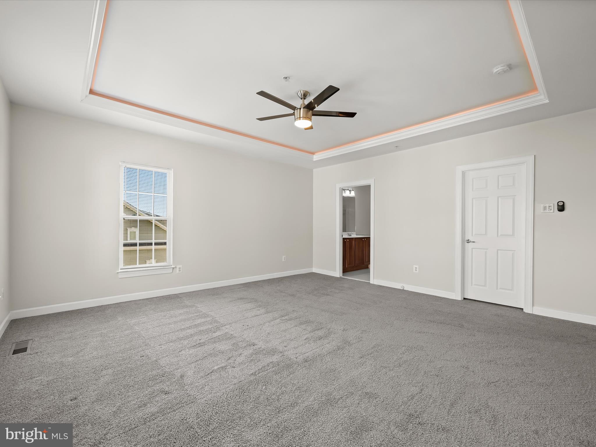 ELKRIDGE CROSSING - Residential