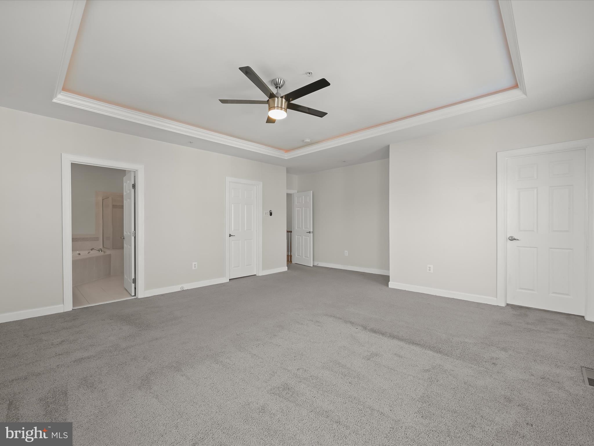 ELKRIDGE CROSSING - Residential