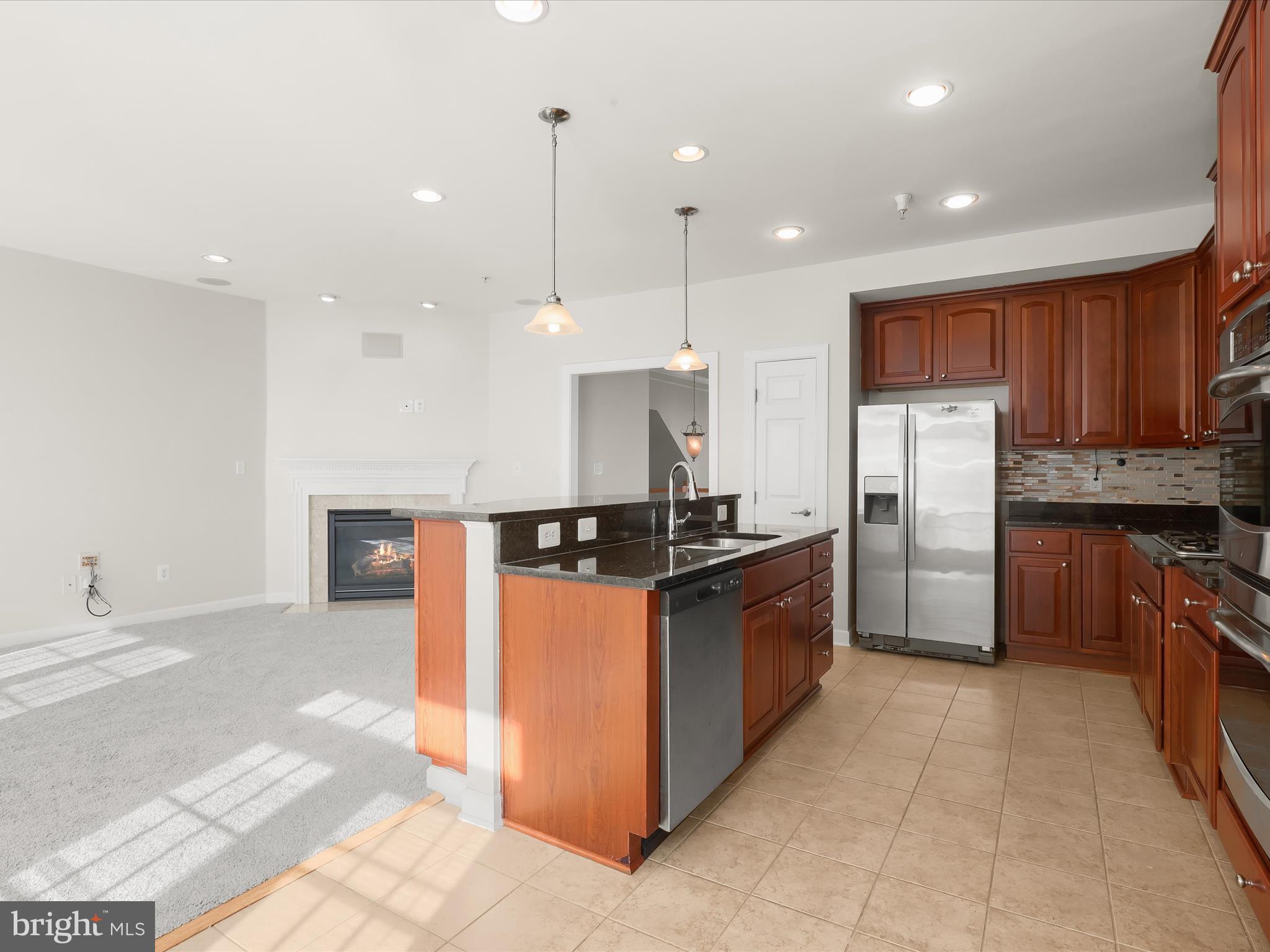 ELKRIDGE CROSSING - Residential