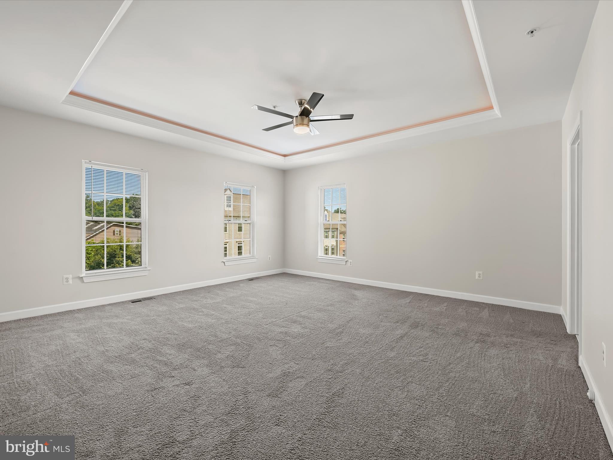 ELKRIDGE CROSSING - Residential