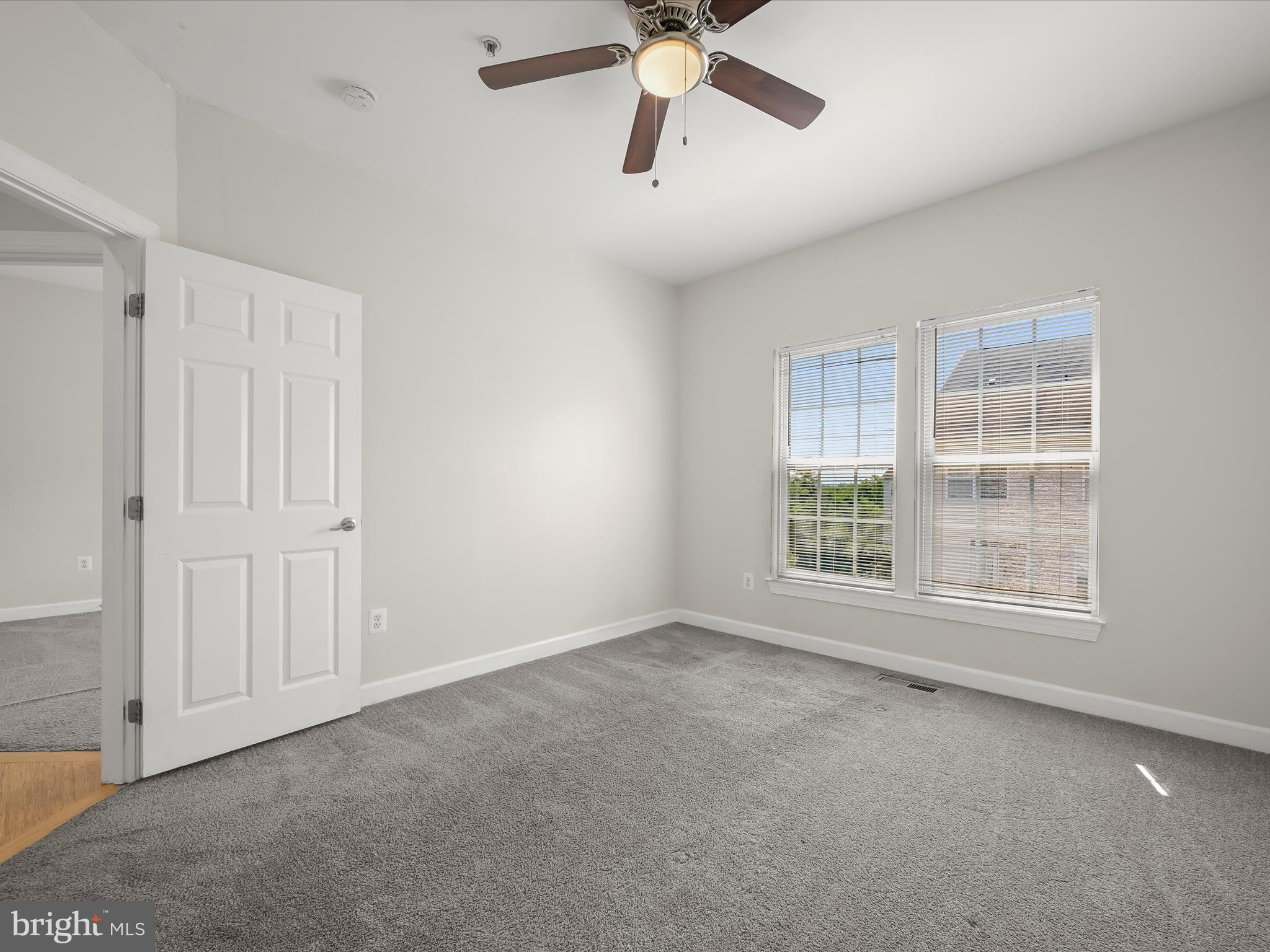 ELKRIDGE CROSSING - Residential