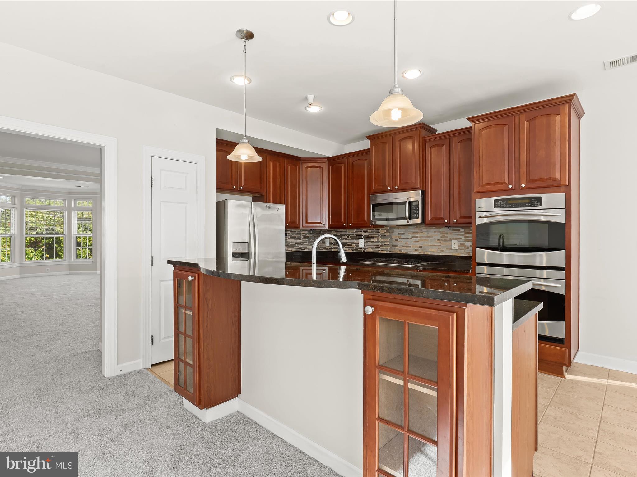 ELKRIDGE CROSSING - Residential