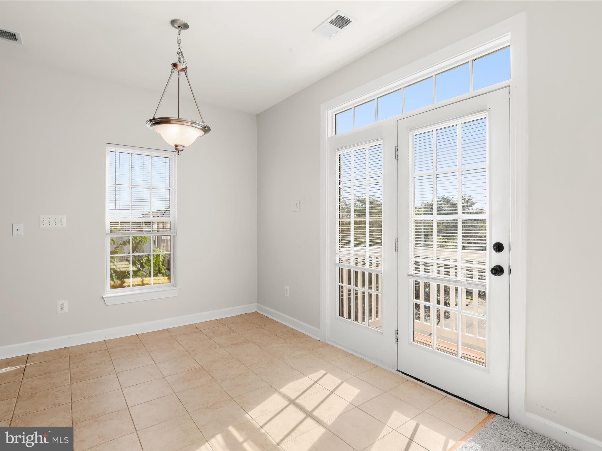 ELKRIDGE CROSSING - Residential