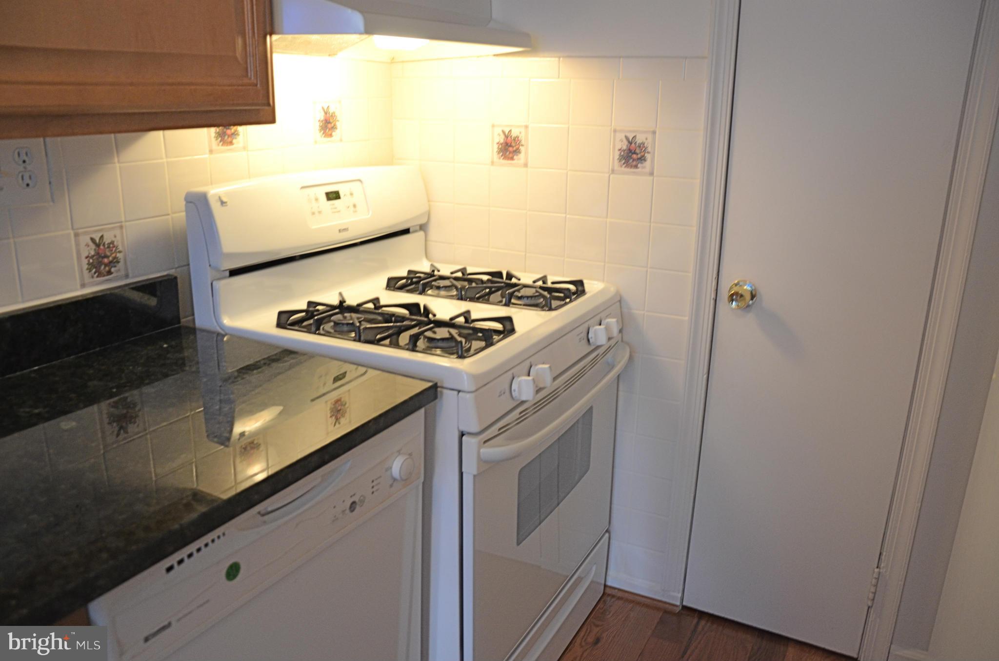 GREENWICH HILL - Residential