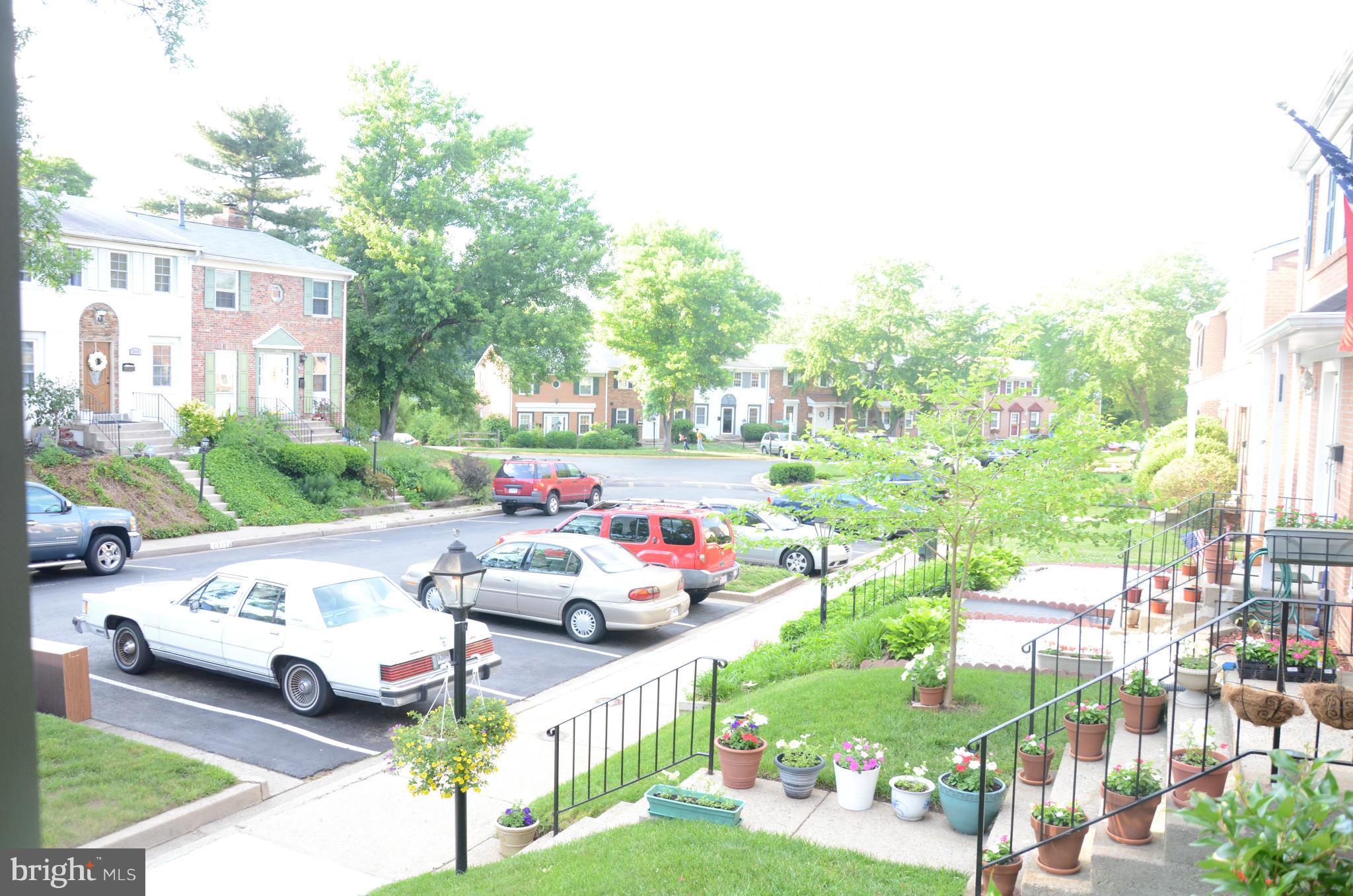 GREENWICH HILL - Residential