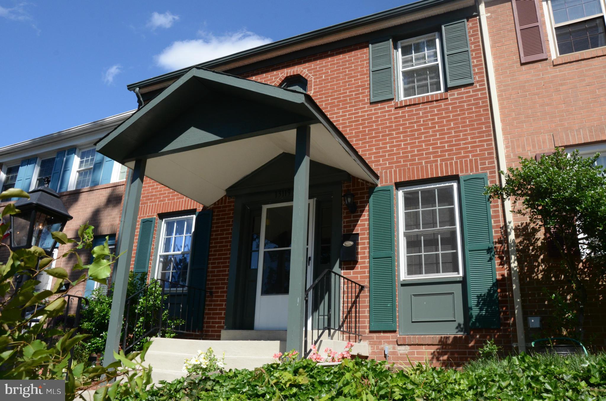 GREENWICH HILL - Residential