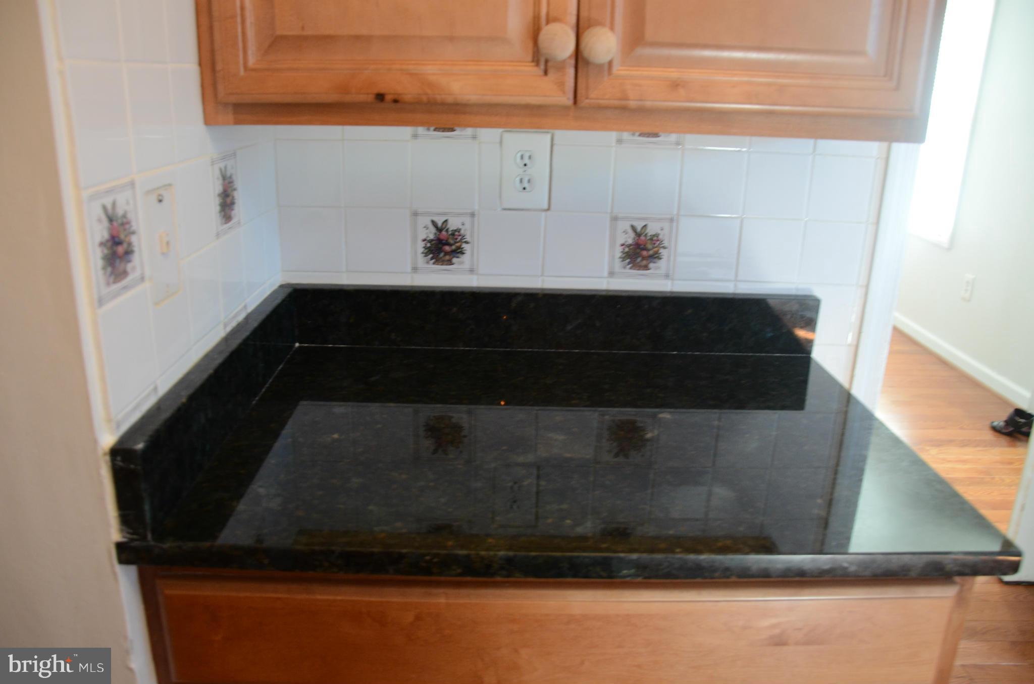 GREENWICH HILL - Residential