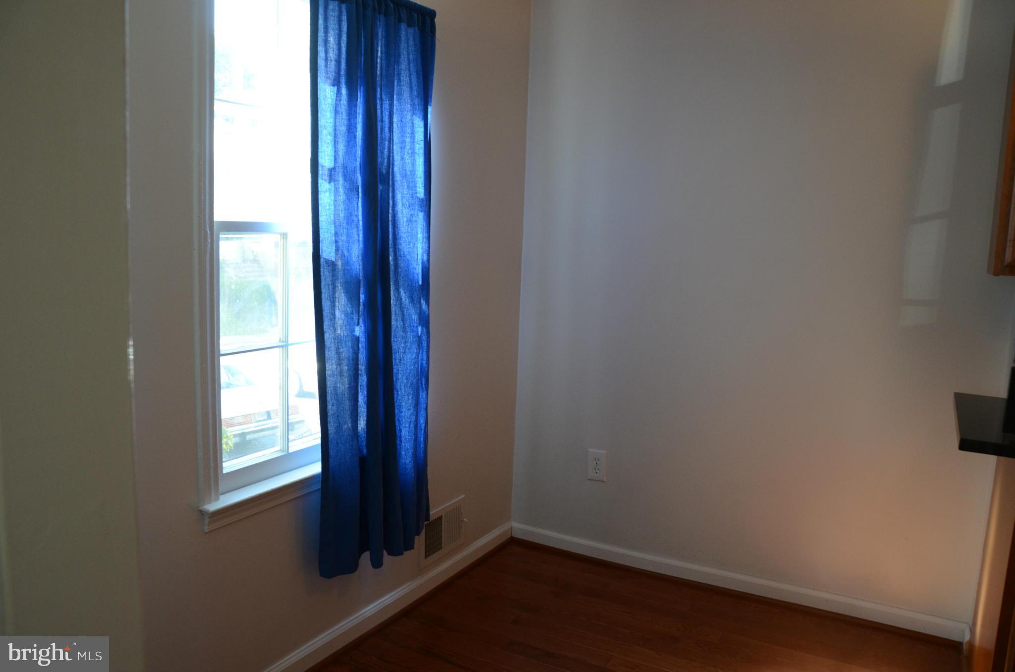 GREENWICH HILL - Residential