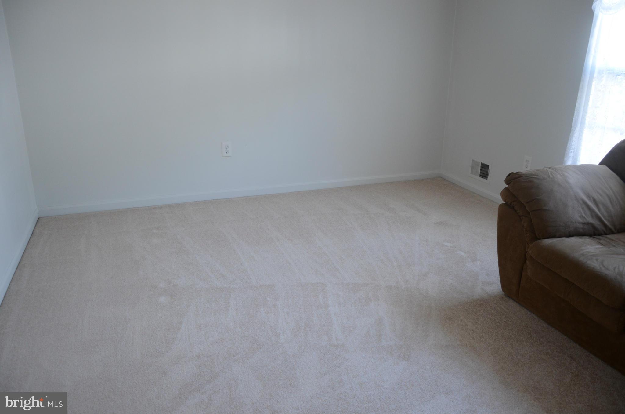 GREENWICH HILL - Residential