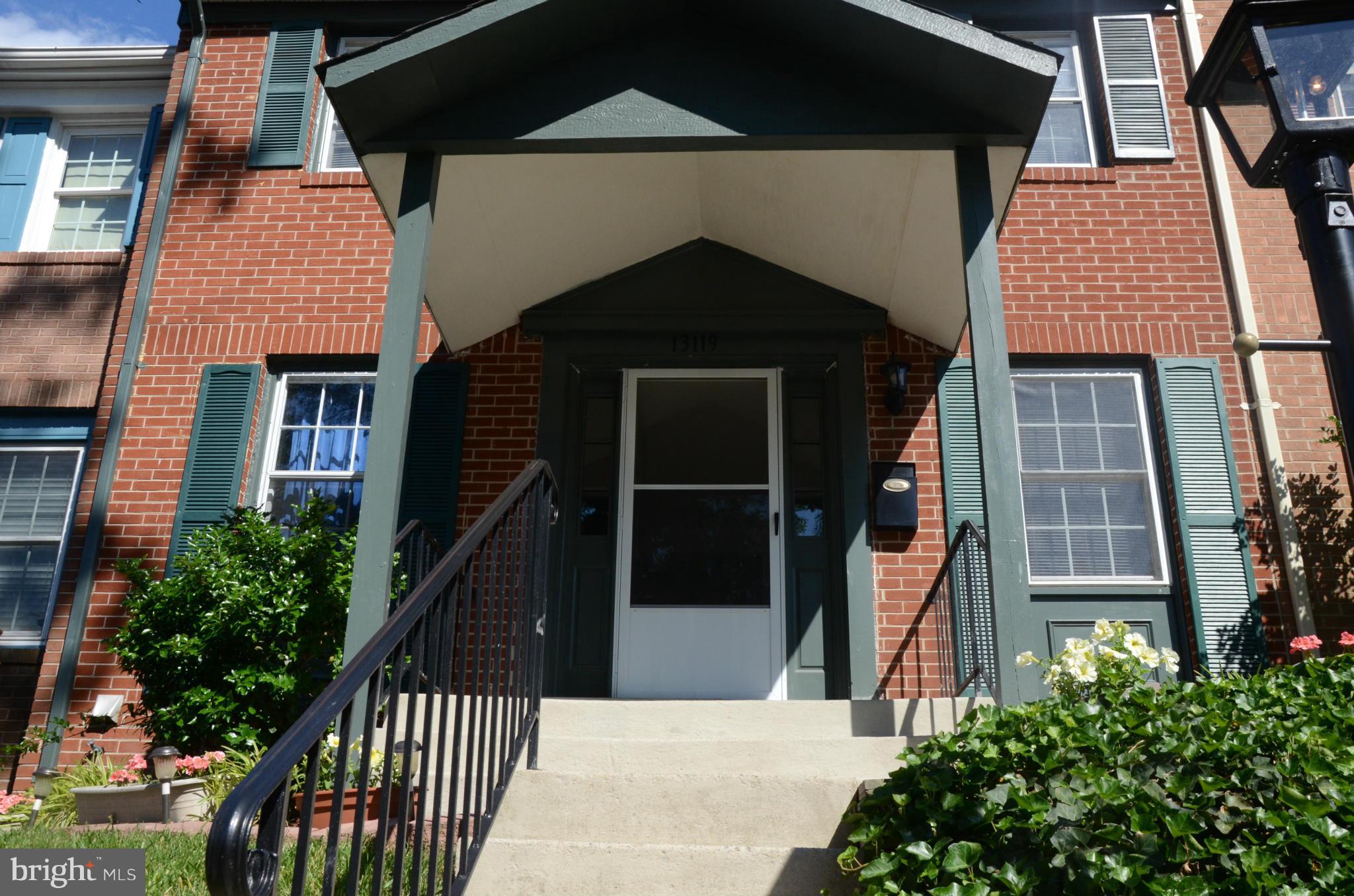 GREENWICH HILL - Residential