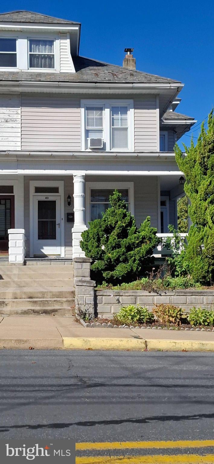 40 N 9TH STREET N