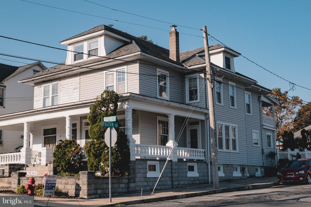 Photo of 40 N 9th Street N, AKRON, PA 17501 (MLS # PALA2097316)