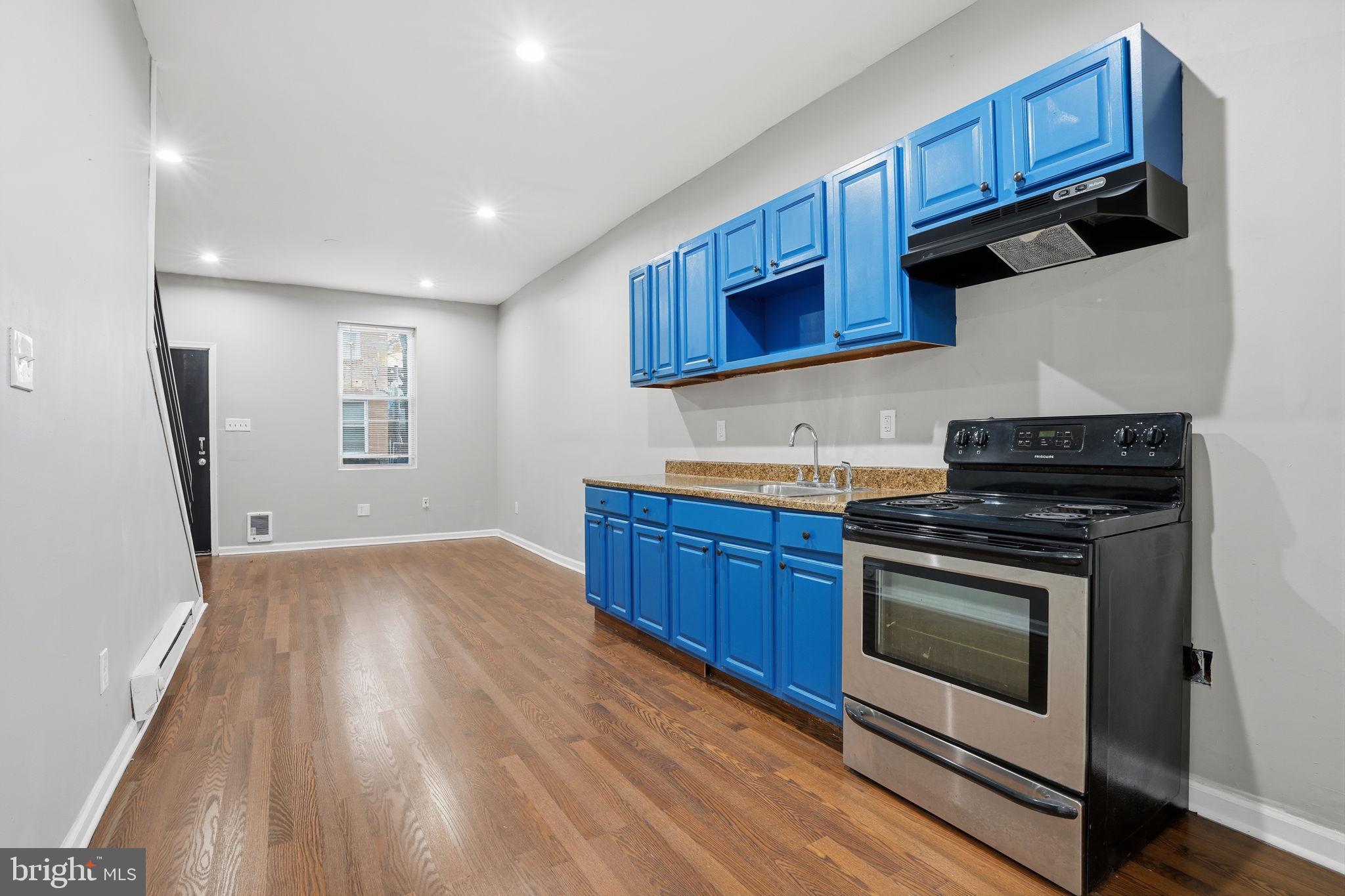 HARROWGATE - Residential