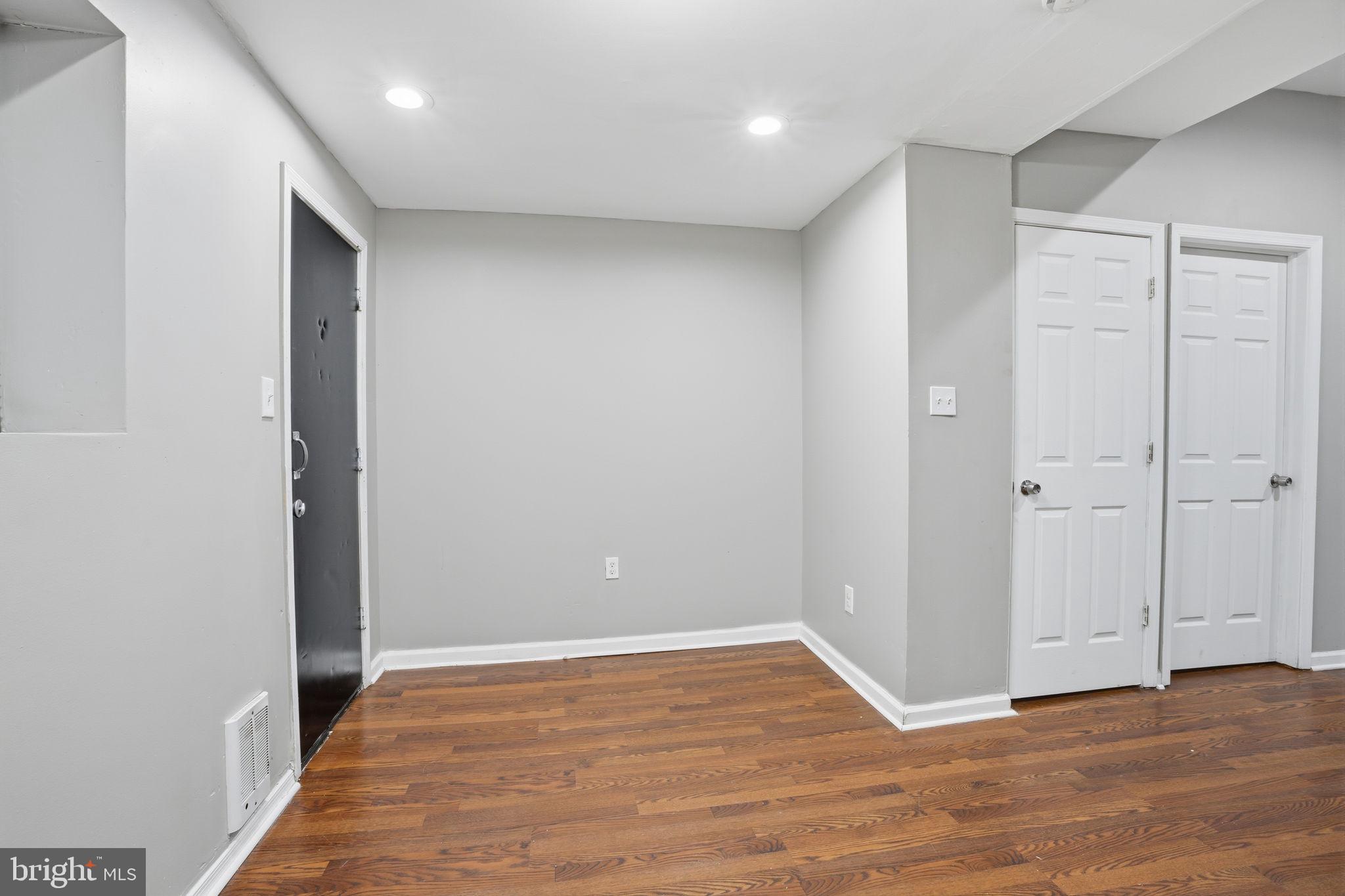 HARROWGATE - Residential