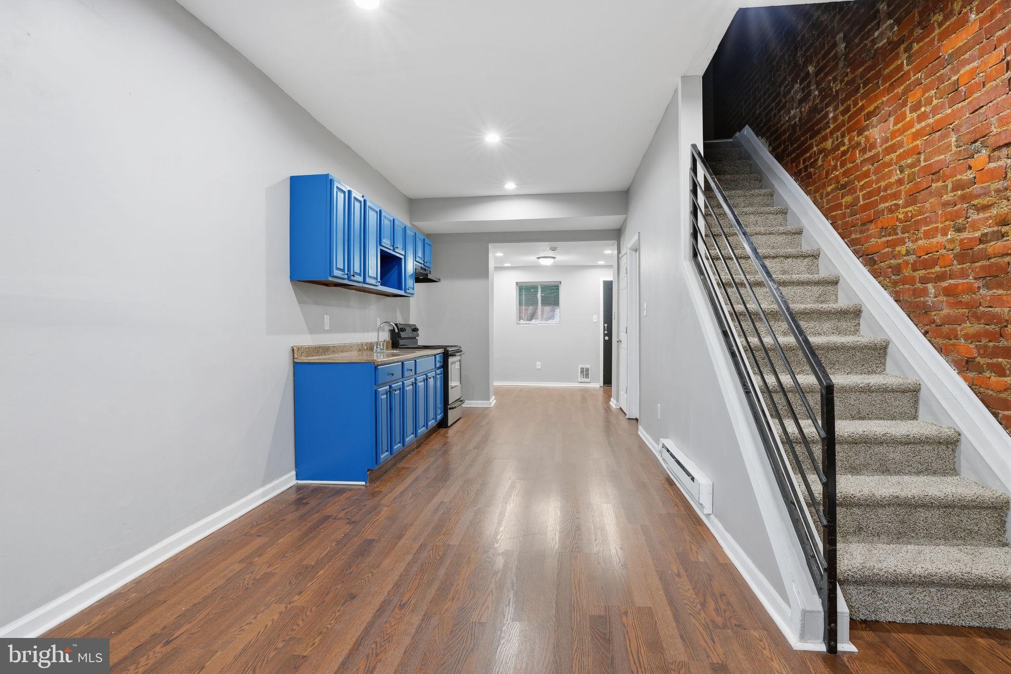 1866 E CORNWALL STREET