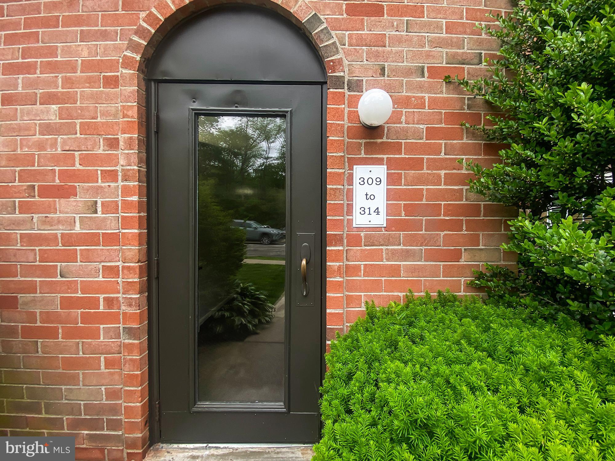 4000 GYPSY LANE 314