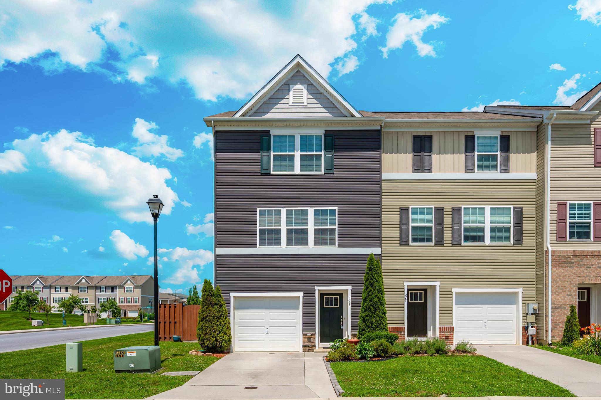 BERKELEY RIDGE - Residential