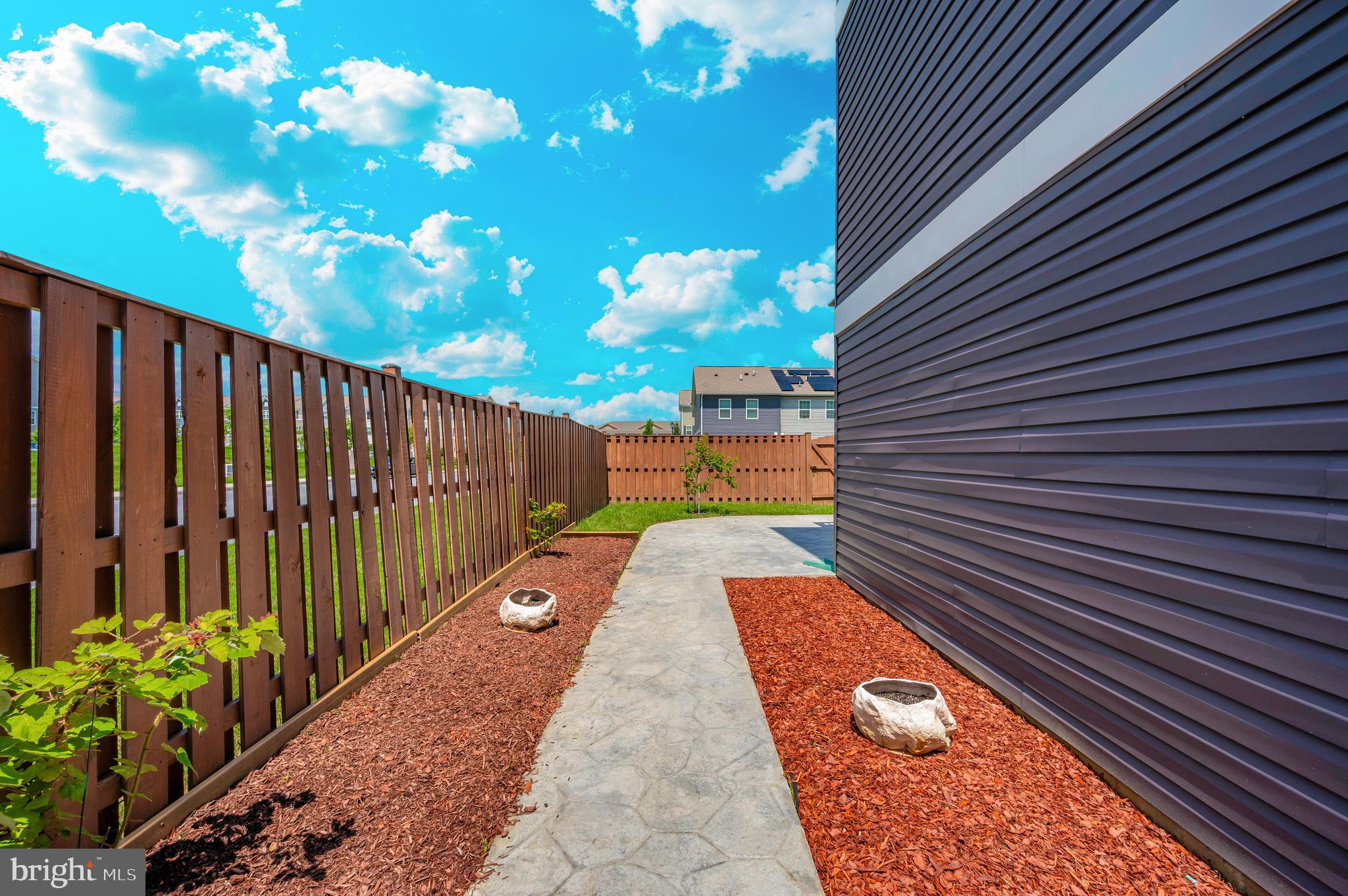 BERKELEY RIDGE - Residential