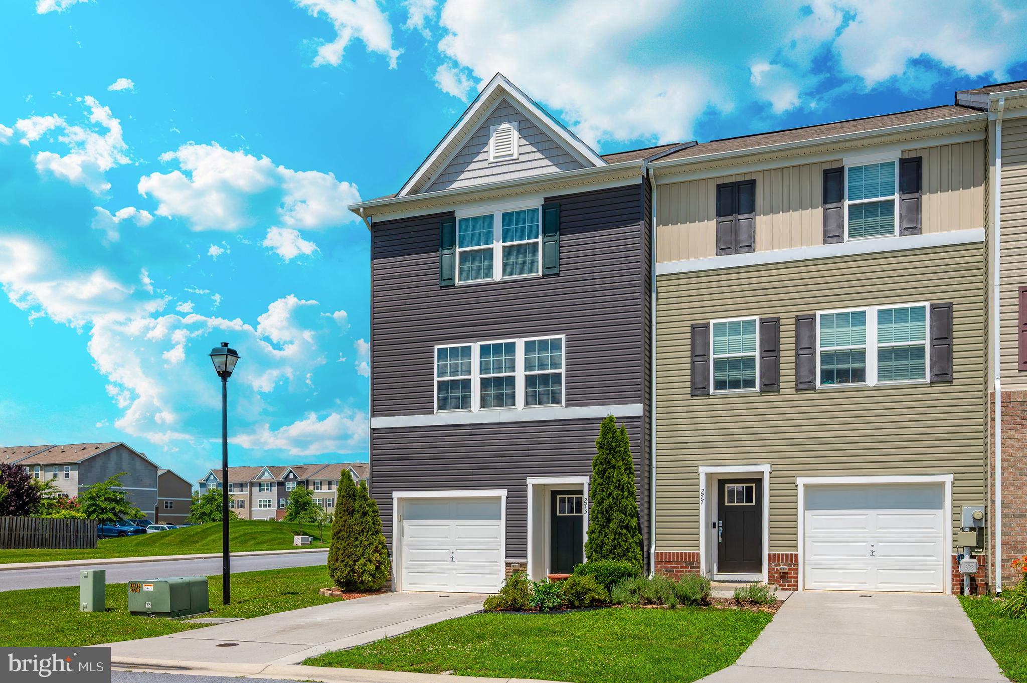 BERKELEY RIDGE - Residential