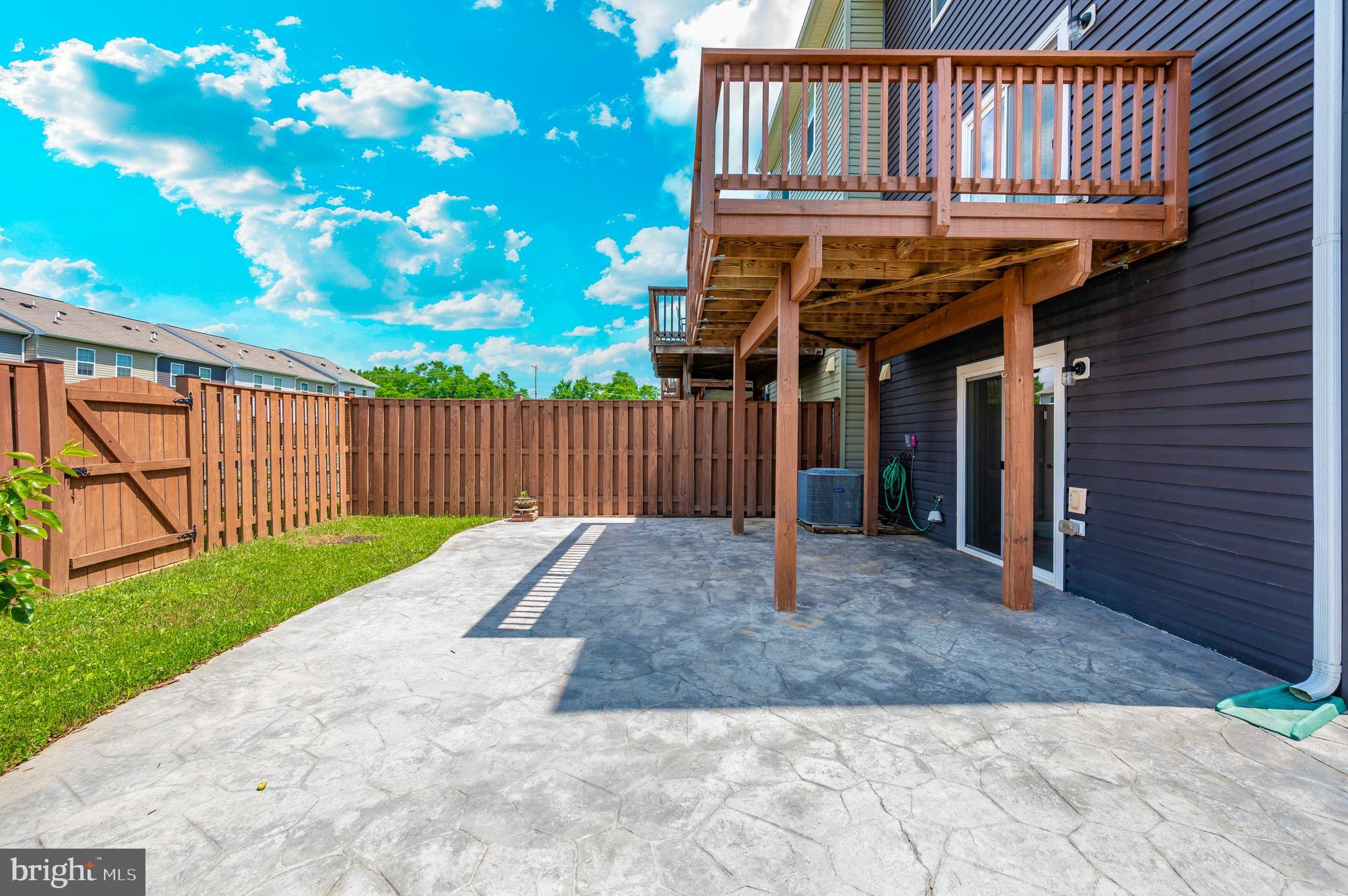 BERKELEY RIDGE - Residential