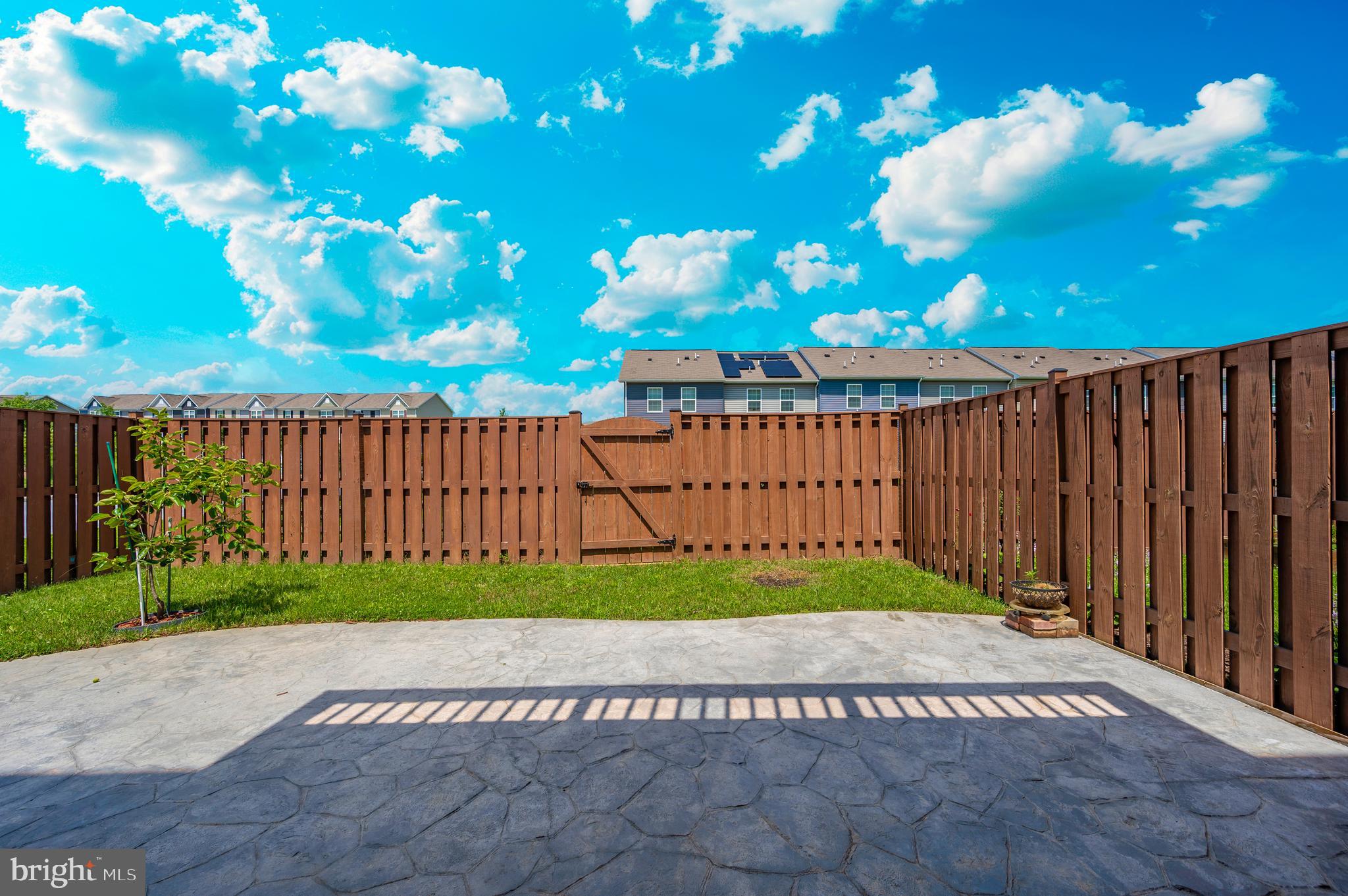 BERKELEY RIDGE - Residential