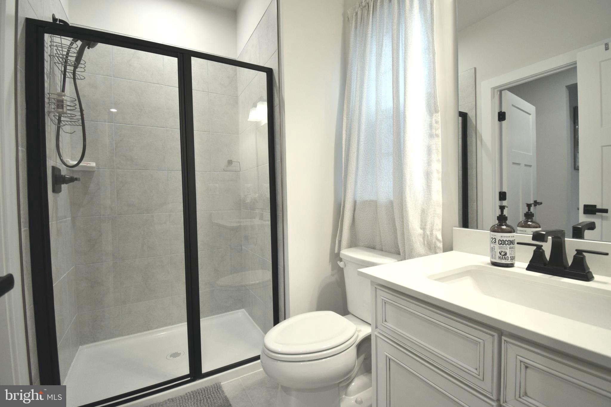 FREDERICKSBURG - Residential Lease