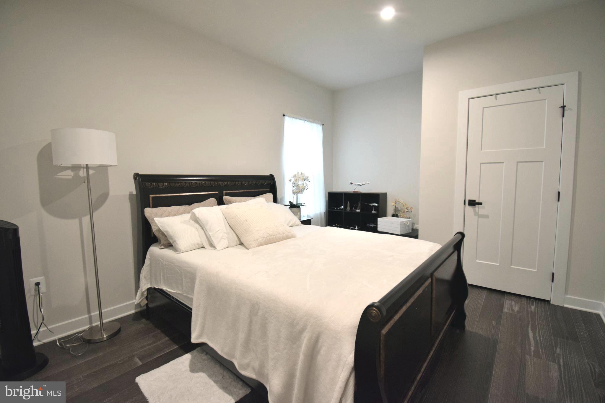 FREDERICKSBURG - Residential Lease