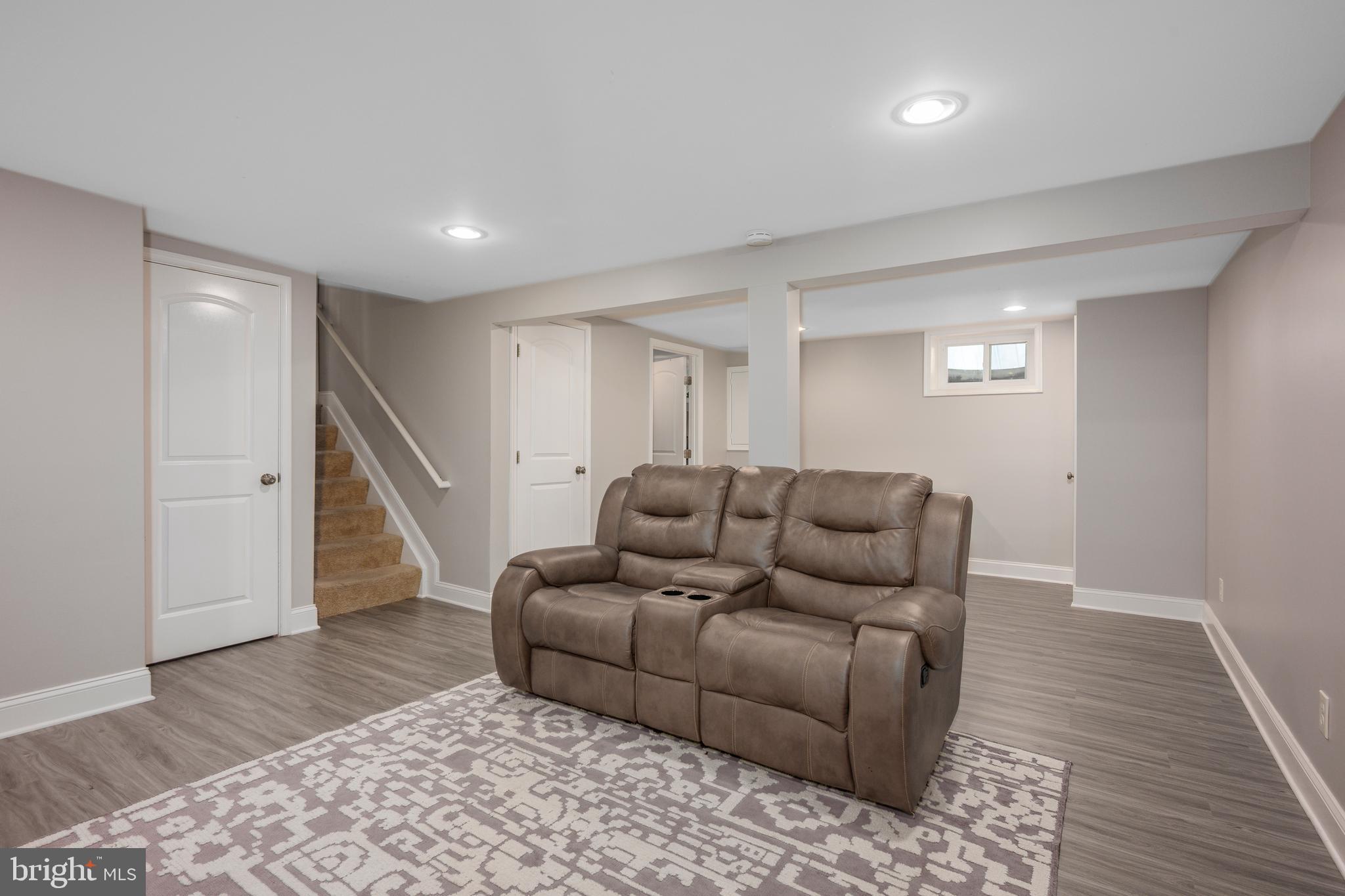 HIGH POINT - Residential