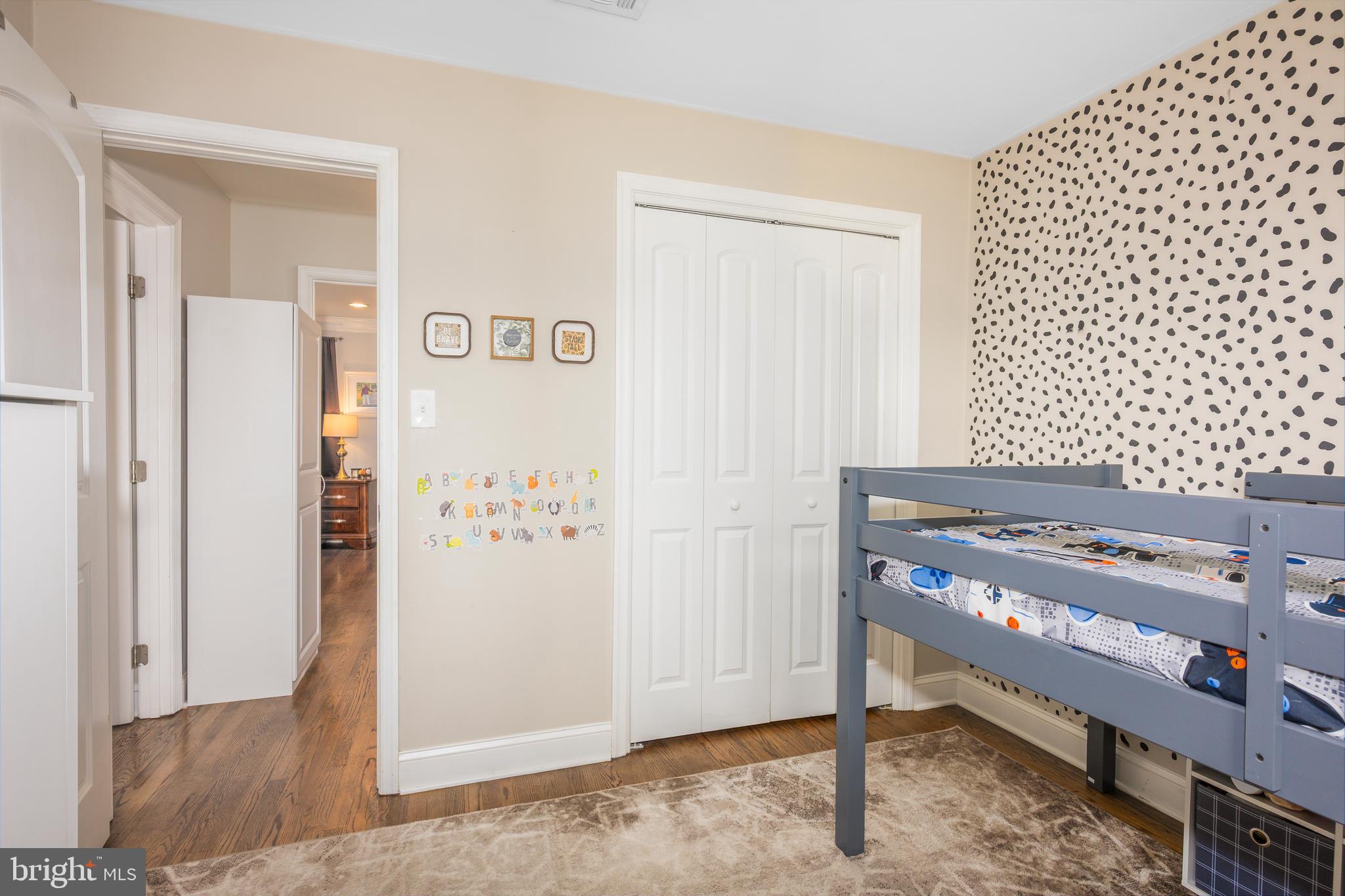 HIGH POINT - Residential