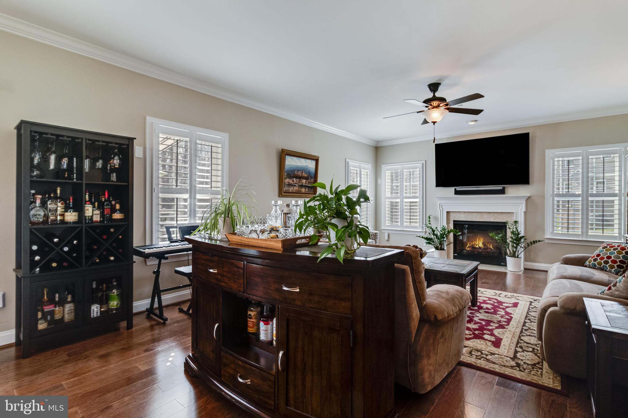 AUTUMN WOODS - Residential