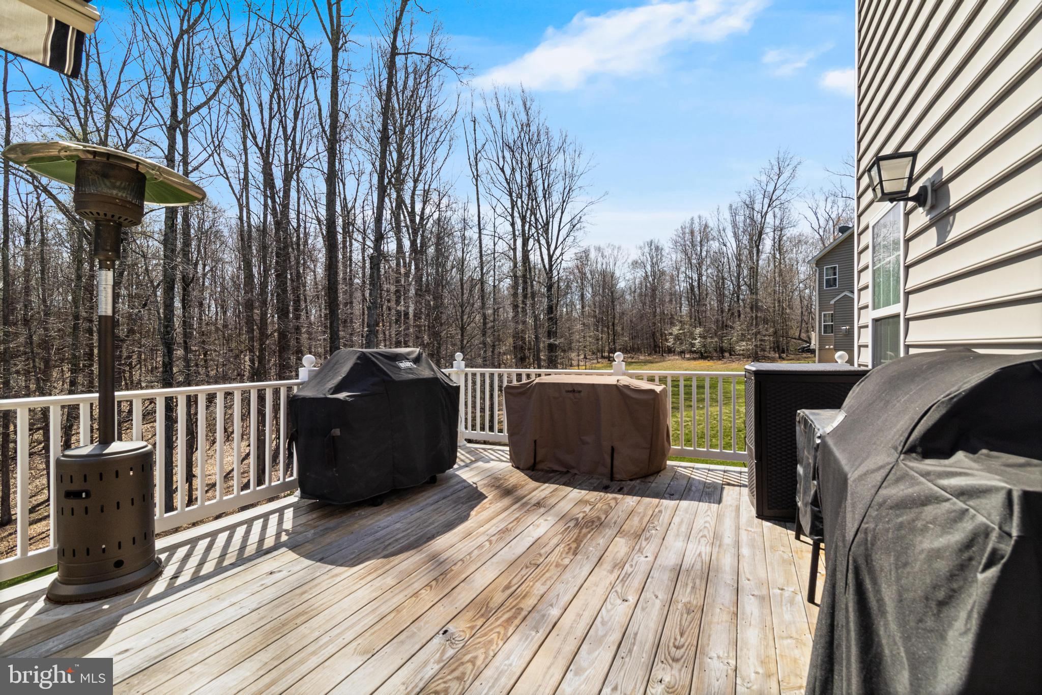 AUTUMN WOODS - Residential