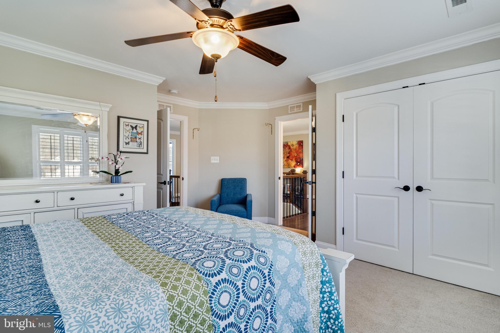 AUTUMN WOODS - Residential