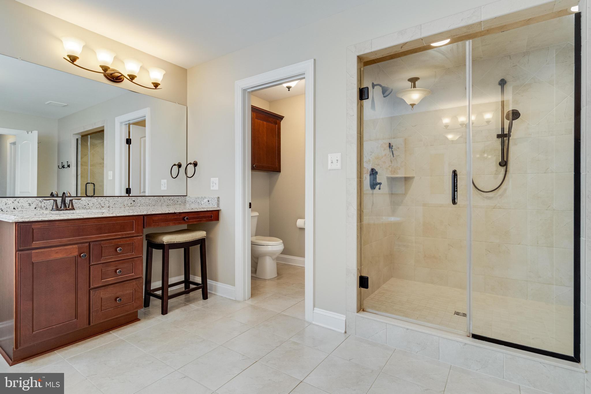 AUTUMN WOODS - Residential