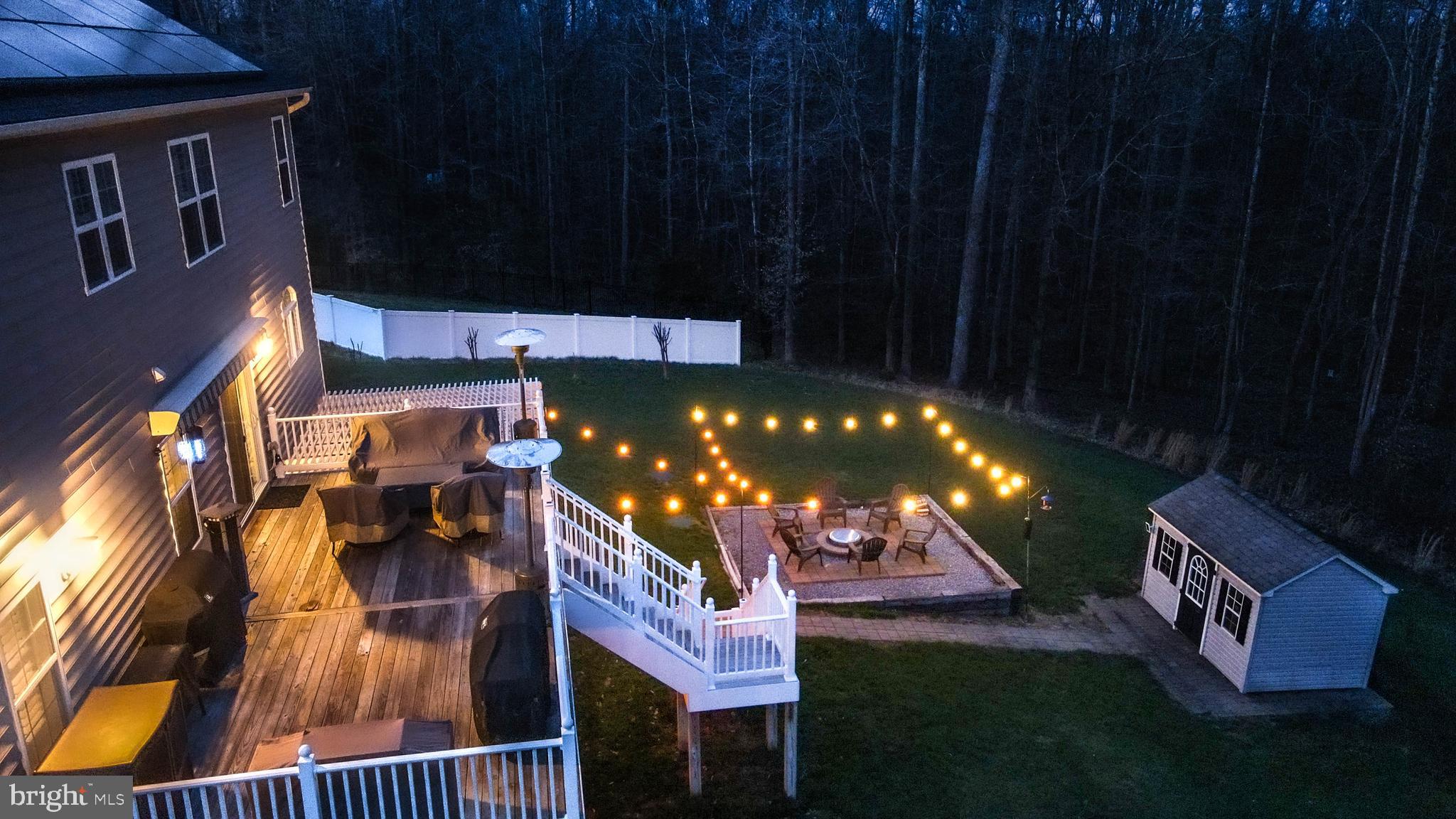 AUTUMN WOODS - Residential